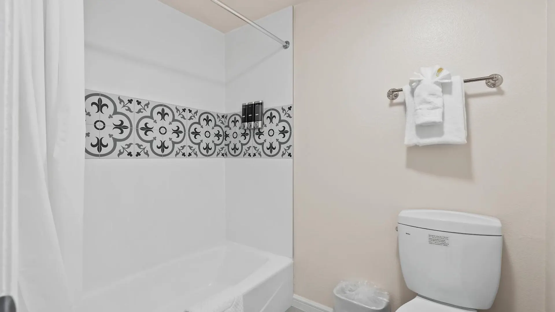 Brookhurst Plaza Inn Anaheim Hotel